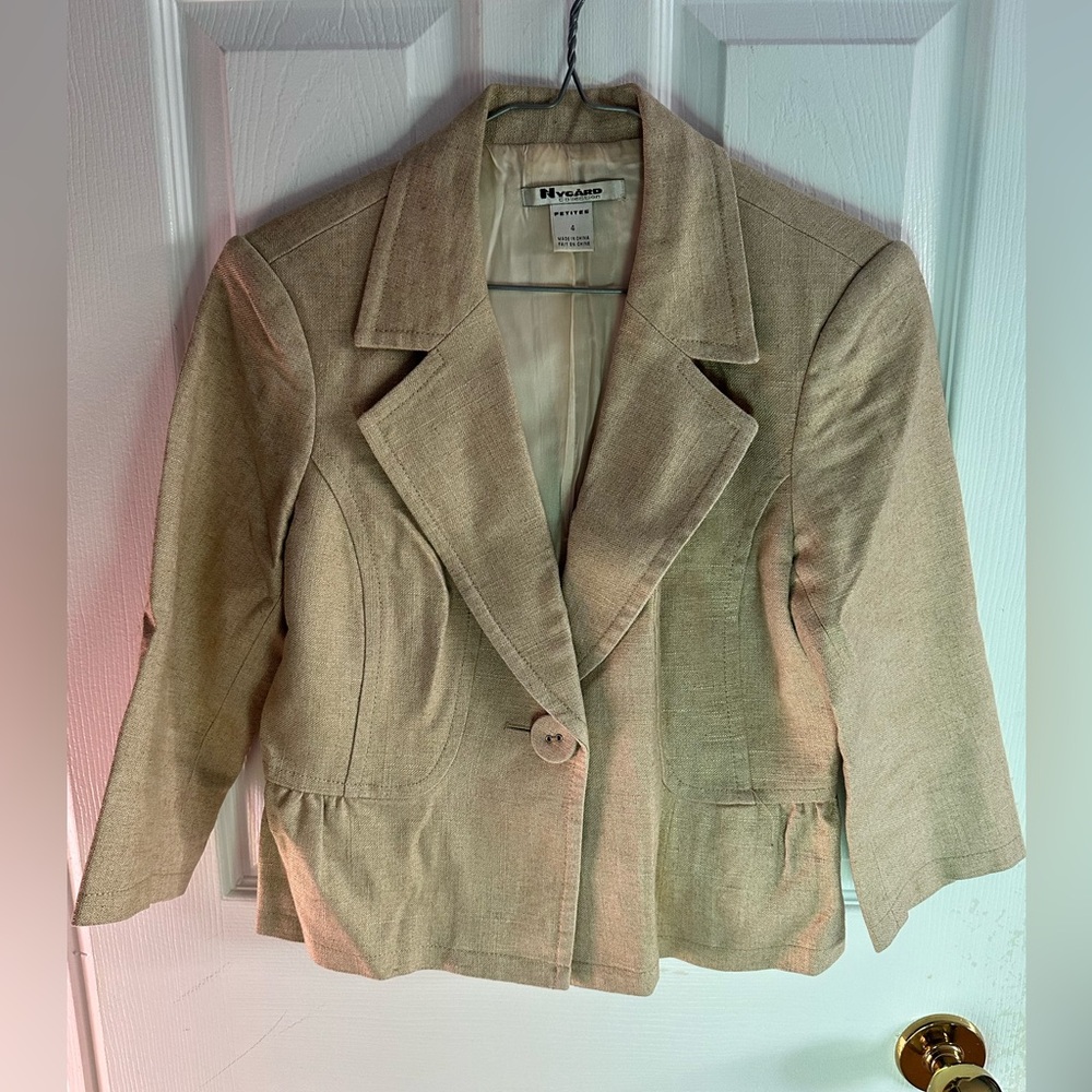 🎀 Vintage Nygard ruffle 3/4 sleeve blazer. 🥥